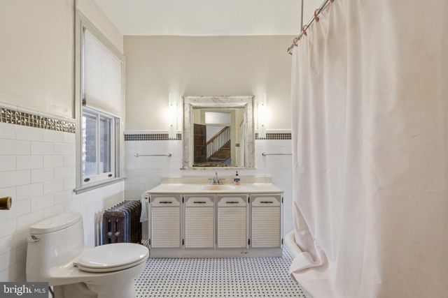 3172 17TH ST NW, Washington, DC 20010