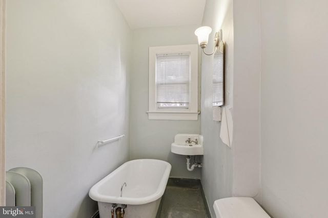 3172 17TH ST NW, Washington, DC 20010