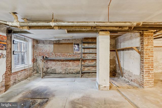 3172 17TH ST NW, Washington, DC 20010