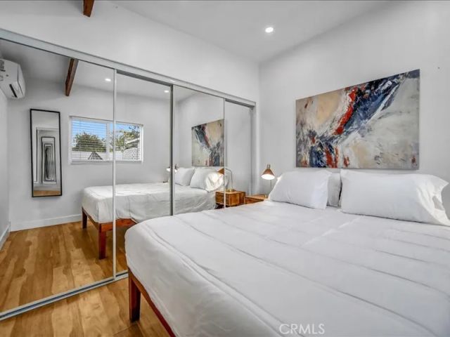5512 Willowcrest, North Hollywood, CA 91601