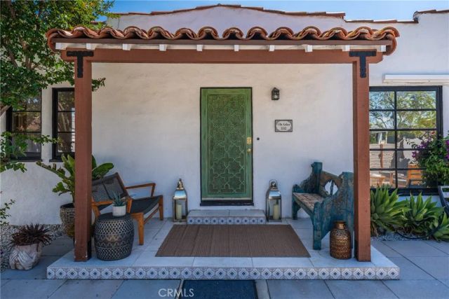 5512 Willowcrest, North Hollywood, CA 91601