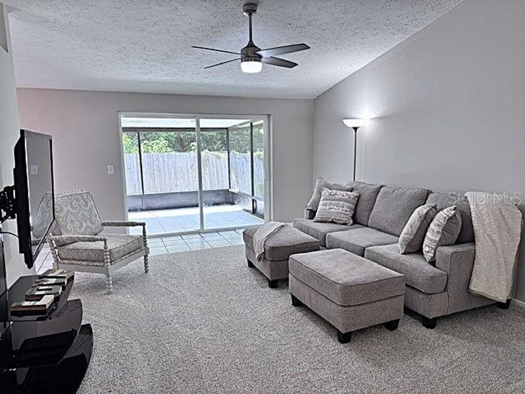 Image 3 of property listing at 16004 GRASS LAKE DRIVE, Tampa, FL 33618