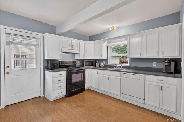 19 Railroad Avenue, Walden, NY 12586