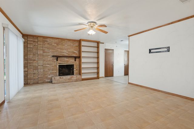 1633 Hanging Cliff Drive, Dallas, TX 75224