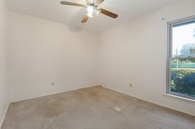 1633 Hanging Cliff Drive, Dallas, TX 75224