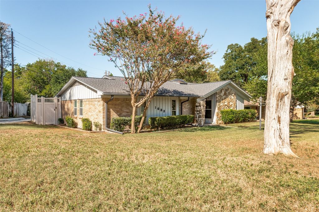1633 Hanging Cliff Drive, Dallas, TX 75224 — photo 2