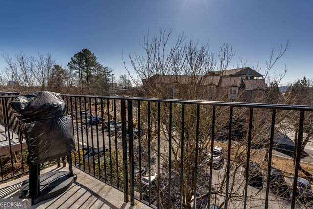 6105 Blue Stone Road 307, Atlanta, GA 30328