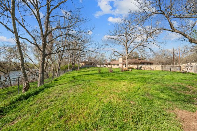 7705 Shelton RD, Austin, TX 78725