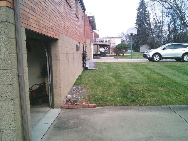 3521 VALEWOOD, Munhall, PA 15120