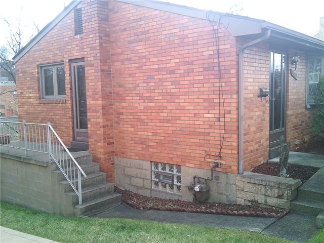 3521 VALEWOOD, Munhall, PA 15120