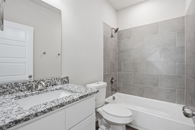 303 Eastland Street, Cleburne, TX 76031