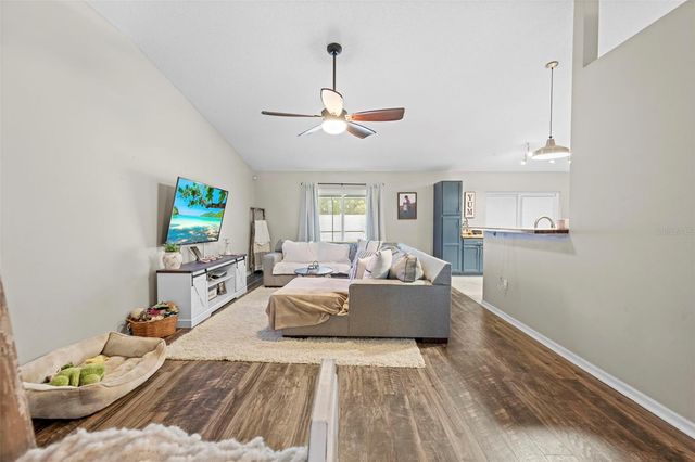 880 W RUM PLACE, Dunnellon, FL 34434