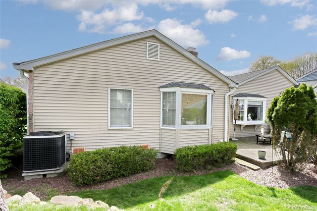 52 Jefferson Lane, New City, NY 10956