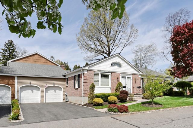 52 Jefferson Lane, New City, NY 10956