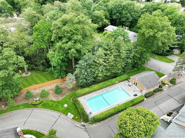52 Jefferson Lane, New City, NY 10956