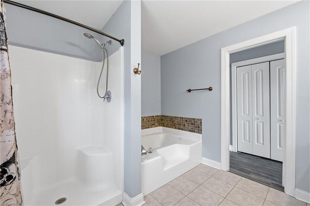 193 Red Hawk Lane, Olin, NC 28660