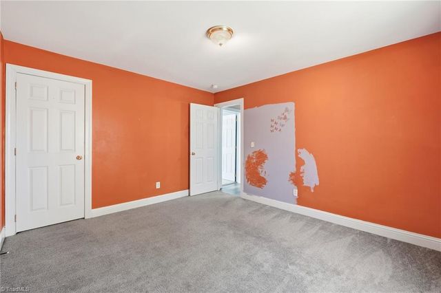 193 Red Hawk Lane, Olin, NC 28660
