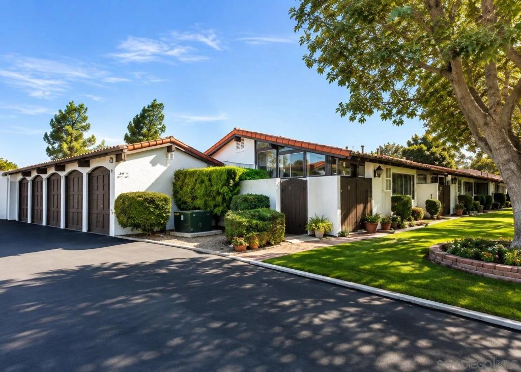 16533 Caminito Vecinos 57, San Diego, CA 92128