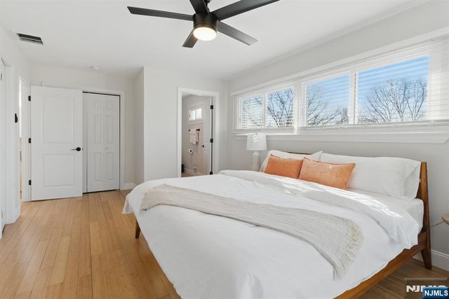 21 Skyview Road, Ringwood, NJ 07456