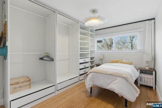 21 Skyview Road, Ringwood, NJ 07456