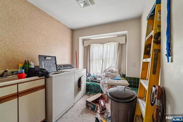 6 Saw Mill Road, North Haledon, NJ 07508