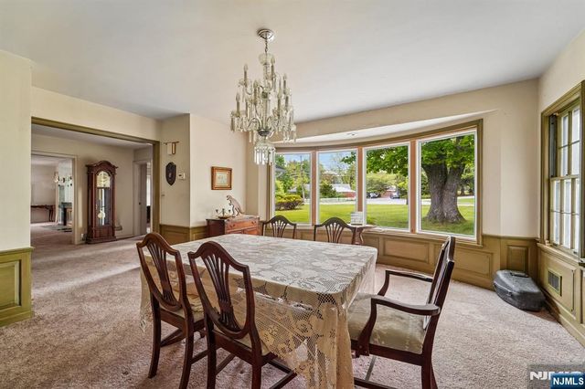 6 Saw Mill Road, North Haledon, NJ 07508