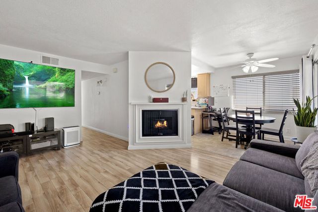 26838 Claudette Street 227, Canyon Country, CA 91351