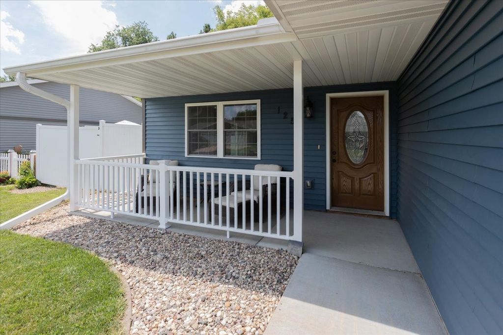 Image 2 of property listing at 125 Amber View Street, Menomonie, WI 54751