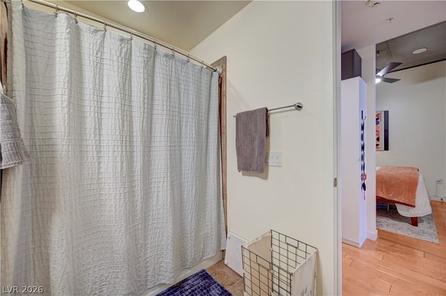 353 East Bonneville Avenue 569, Las Vegas, NV 89101