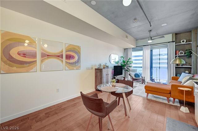 353 East Bonneville Avenue 569, Las Vegas, NV 89101