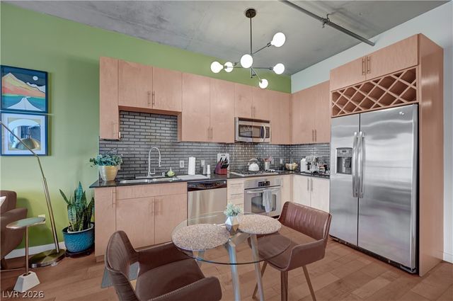 353 East Bonneville Avenue 569, Las Vegas, NV 89101