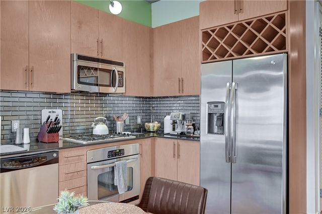 353 East Bonneville Avenue 569, Las Vegas, NV 89101