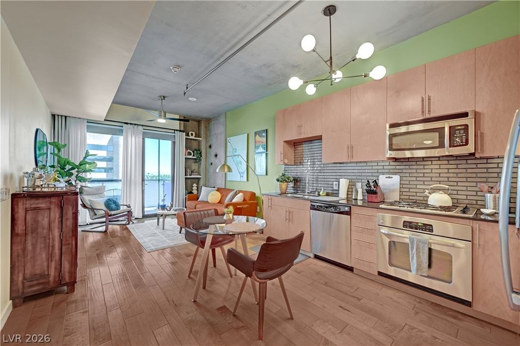 353 East Bonneville Avenue 569, Las Vegas, NV 89101