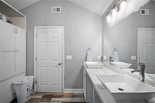 612 Old House Rd, Ridgeland, SC 29936