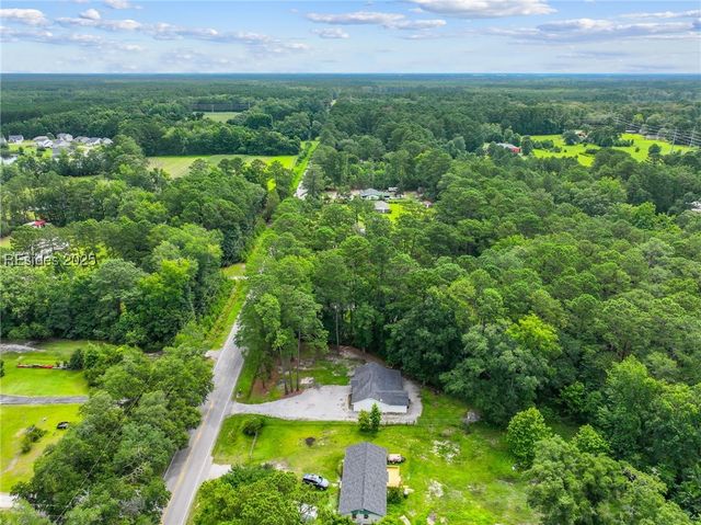 612 Old House Rd, Ridgeland, SC 29936