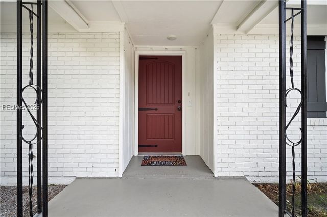 612 Old House Rd, Ridgeland, SC 29936