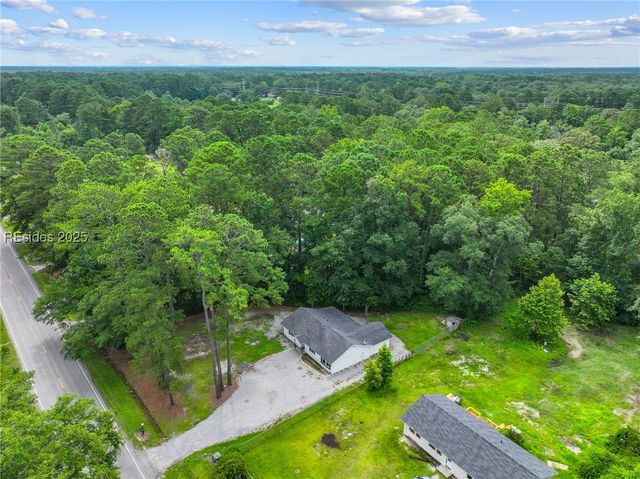 612 Old House Rd, Ridgeland, SC 29936