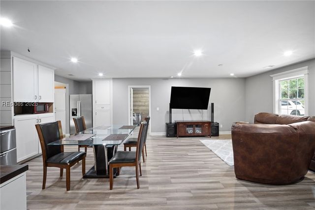 612 Old House Rd, Ridgeland, SC 29936