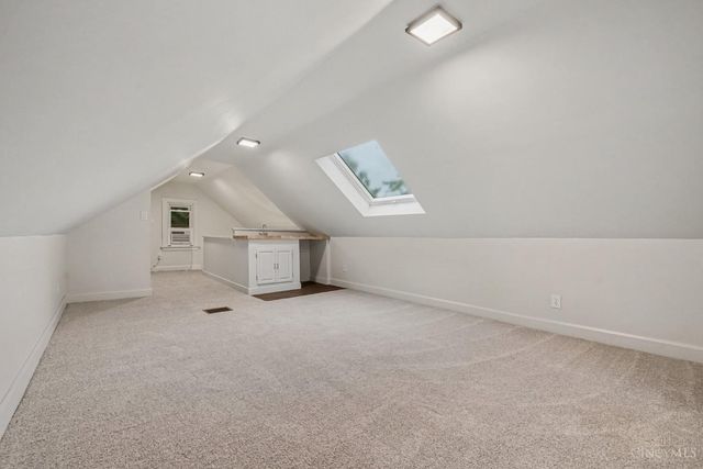 3787 Hyde Park Avenue, Cincinnati, OH 45209