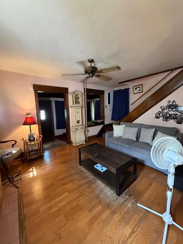 2149 MAPLEWOOD AVE, Abington, PA 19001