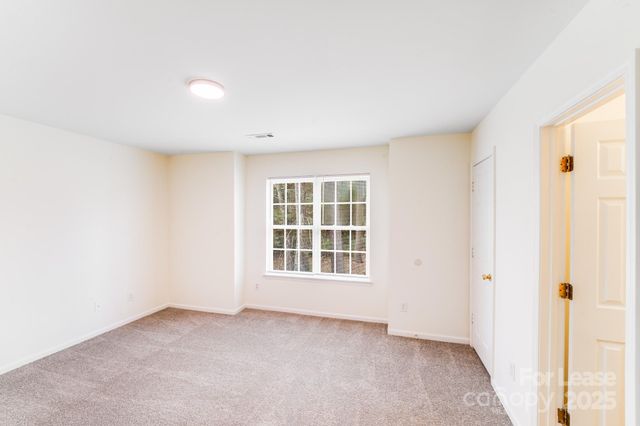 814 Mount Holly Huntersville Road, Charlotte, NC 28214