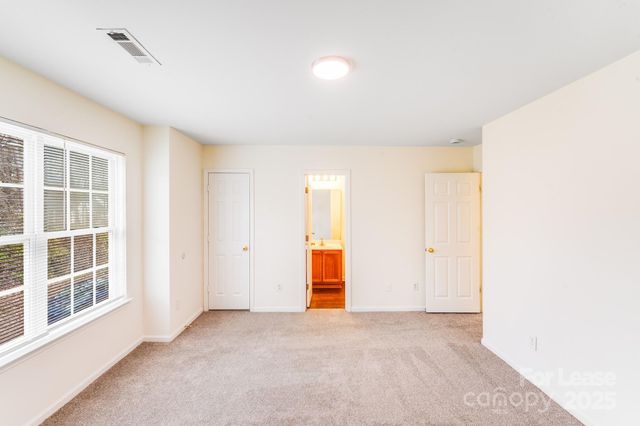 814 Mount Holly Huntersville Road, Charlotte, NC 28214