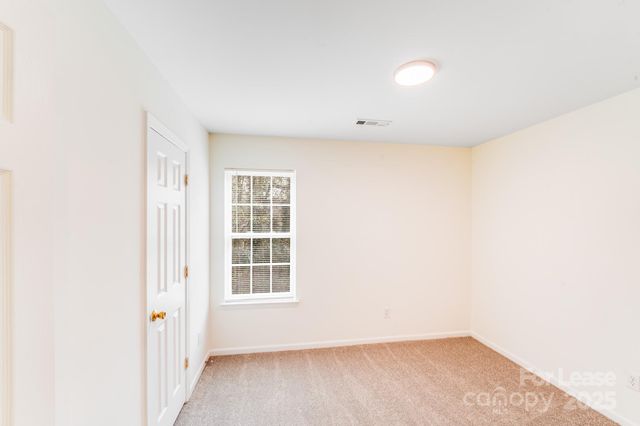 814 Mount Holly Huntersville Road, Charlotte, NC 28214