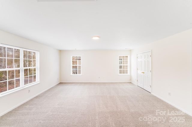 814 Mount Holly Huntersville Road, Charlotte, NC 28214