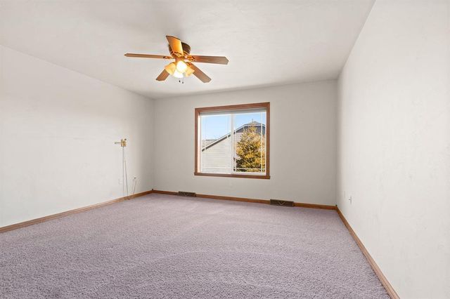 1274 BAYPORT TERRACE, Green Bay, WI 54313
