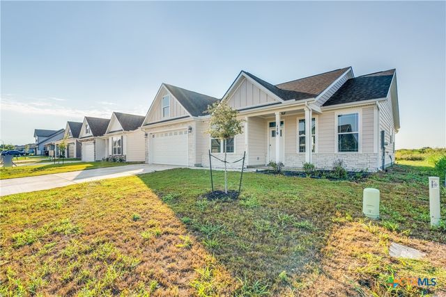 179 Lost Maples Way, Marion, TX 78124