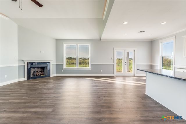 179 Lost Maples Way, Marion, TX 78124