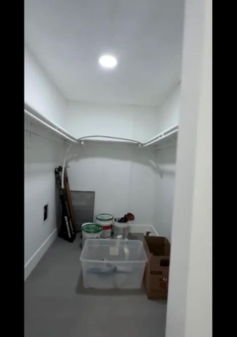 2800 NW 56th Ave B101, Lauderhill, FL 33313