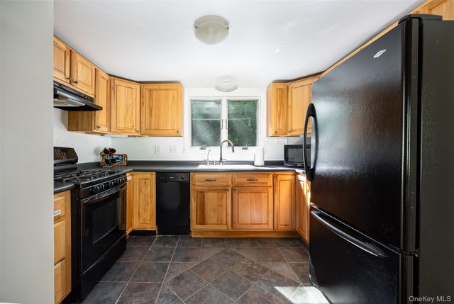 1486 Route 55, Lagrangeville, NY 12540