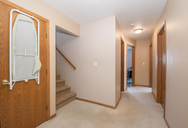 2606 33rd Avenue S, Fargo, ND 58104